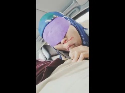 Jilbab Biru BJ Di Mobil